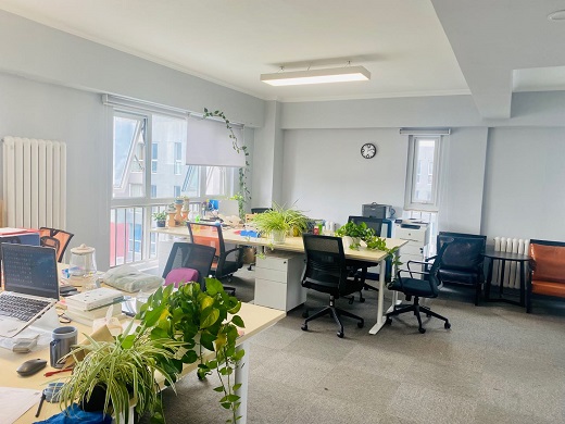 东郎电影产业园办公室照片